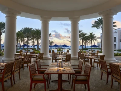 014_Restaurant_Patio_Evening_SXMDB_0562_1