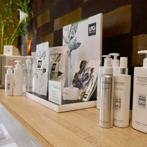 1ydxeb1fkg4ej4um2ae7gpqtap4x (1)