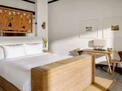 Oceanview-Superior-Bedroom-King-Zemi-587409e4338bc (Copier)