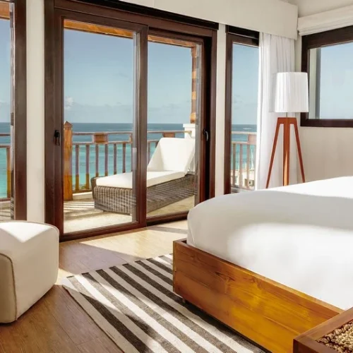 Penthouse-Suite-Room-Zemi-56f49d766fc86 (Copier)