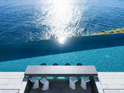 Villa Axel Rock - ©DianeCoriat-01 - Premier Properties - terrace, table, pool