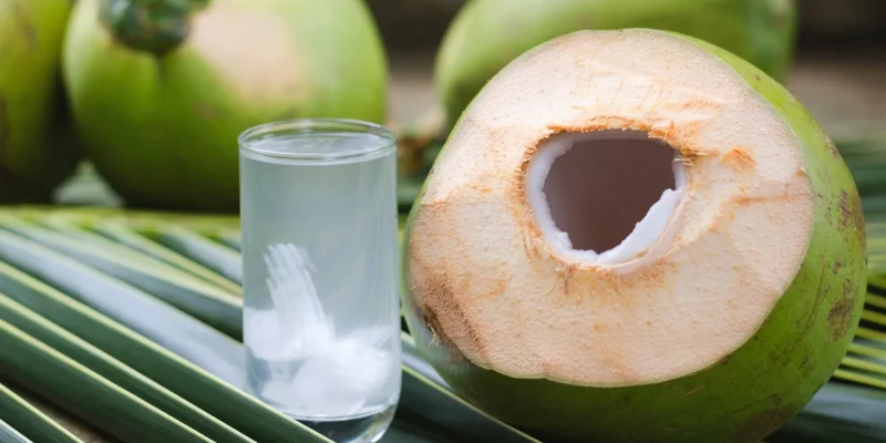 eau-de-coco-min