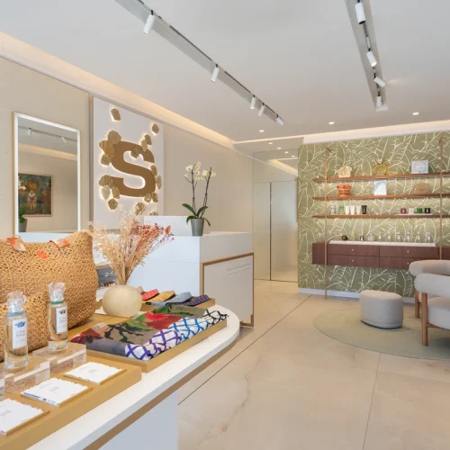 hugo allard © Sisley boutique-13