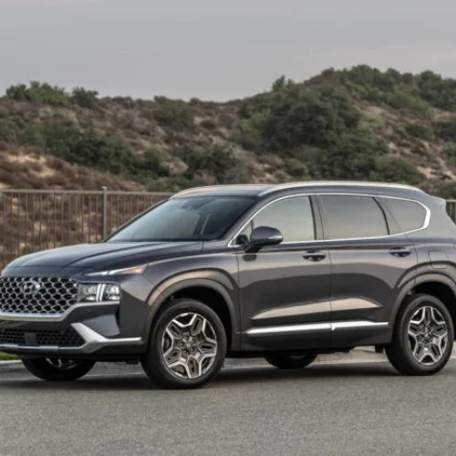 hyundai-santa-fe-700x466